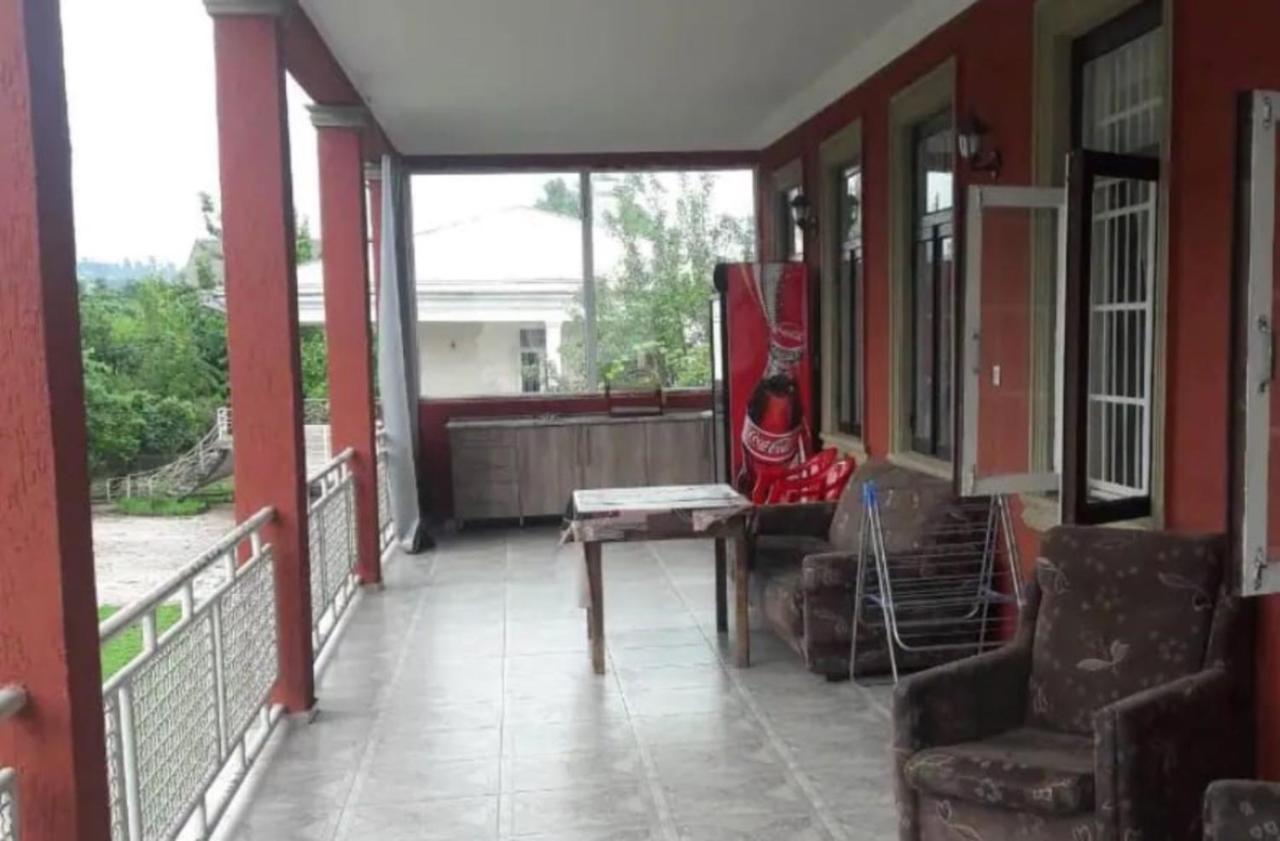 Kobuleti 4-Bedroom Apartment מראה חיצוני תמונה