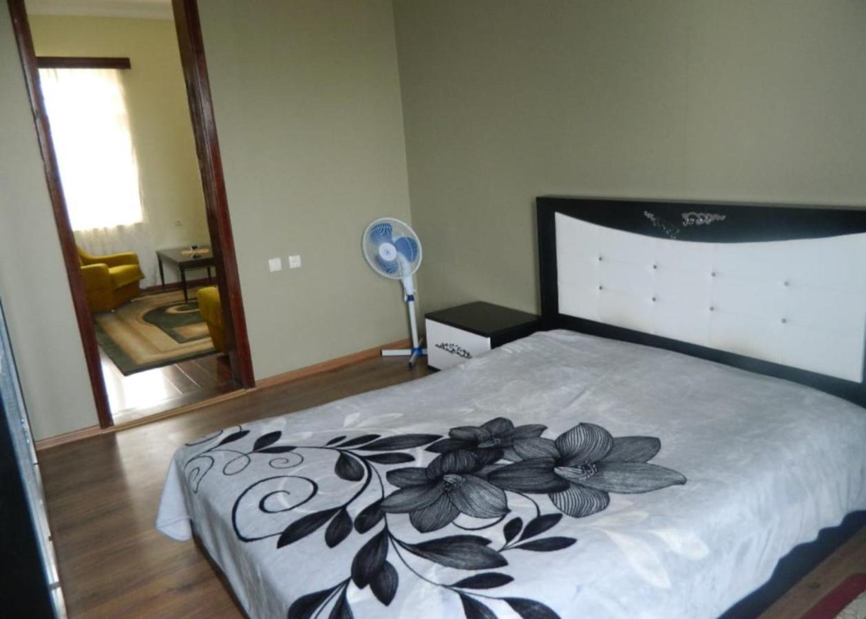 Kobuleti 4-Bedroom Apartment מראה חיצוני תמונה