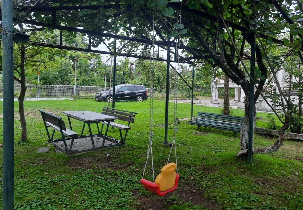 Kobuleti 4-Bedroom Apartment מראה חיצוני תמונה